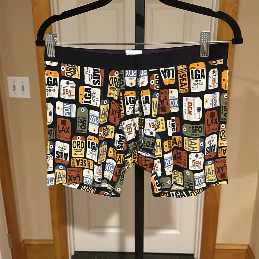 MeUNDIES men’s PACK YOUR BAGS BOXER BRIEF NO FLY OPENING